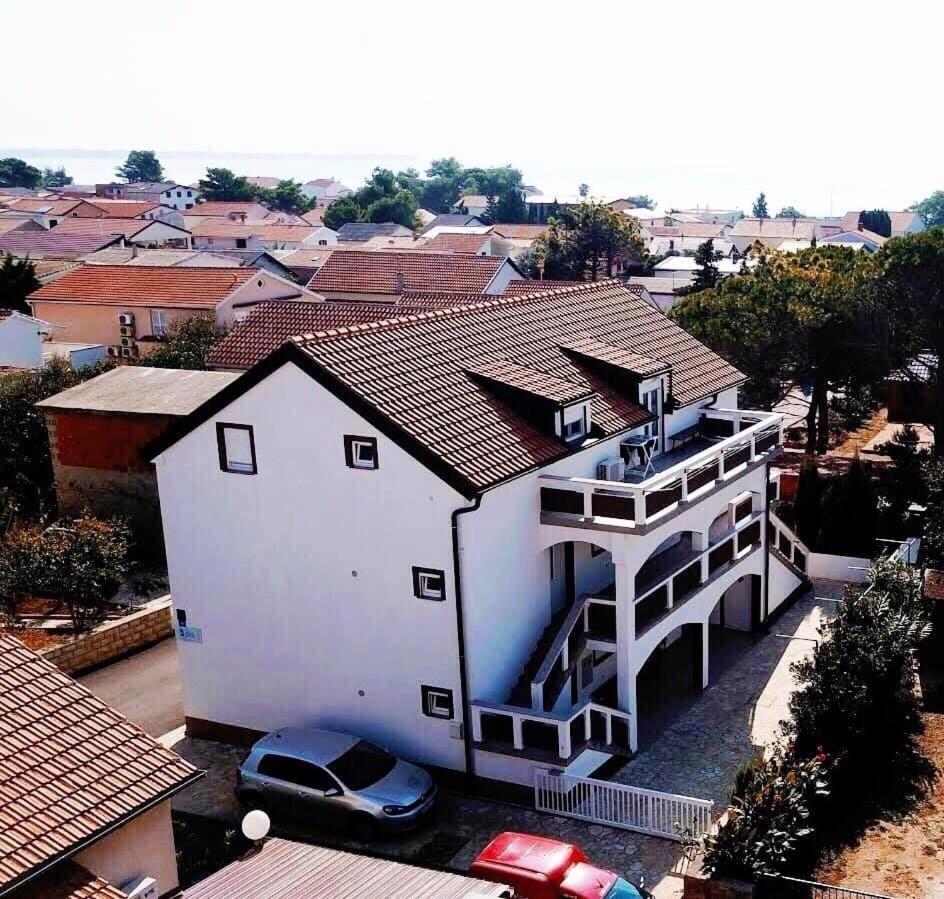 Apartments Ivan Vir Exterior photo