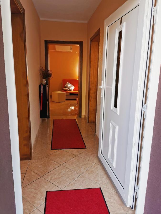 Apartments Ivan Vir Exterior photo